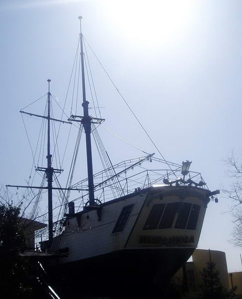 испаньола - корабль пиратов