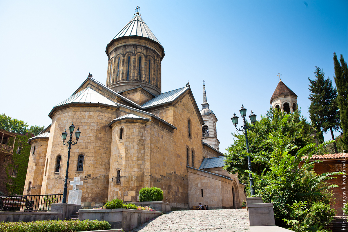 церковь в Тбилиси