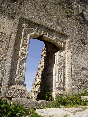 ворота цитадели Мангупа
