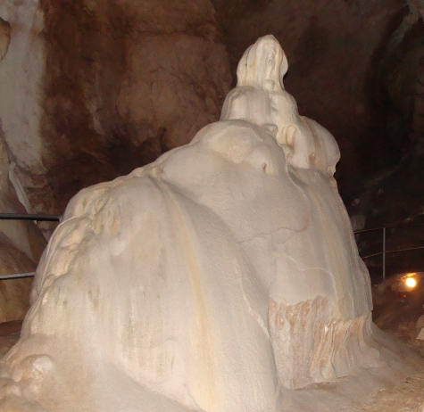 пещера - королевна на мамонтенке