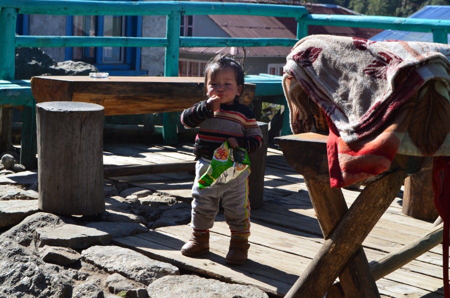 непальский ребенок