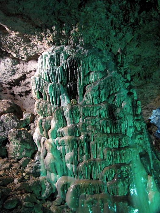 пещера в Гедельме